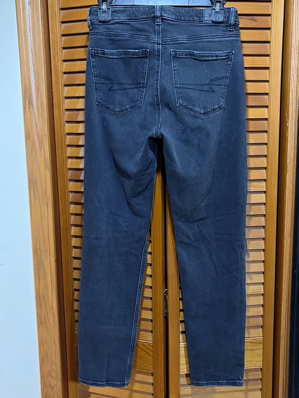 American Eagle Outfitters Mom Jeans Size 2 Washed Black
